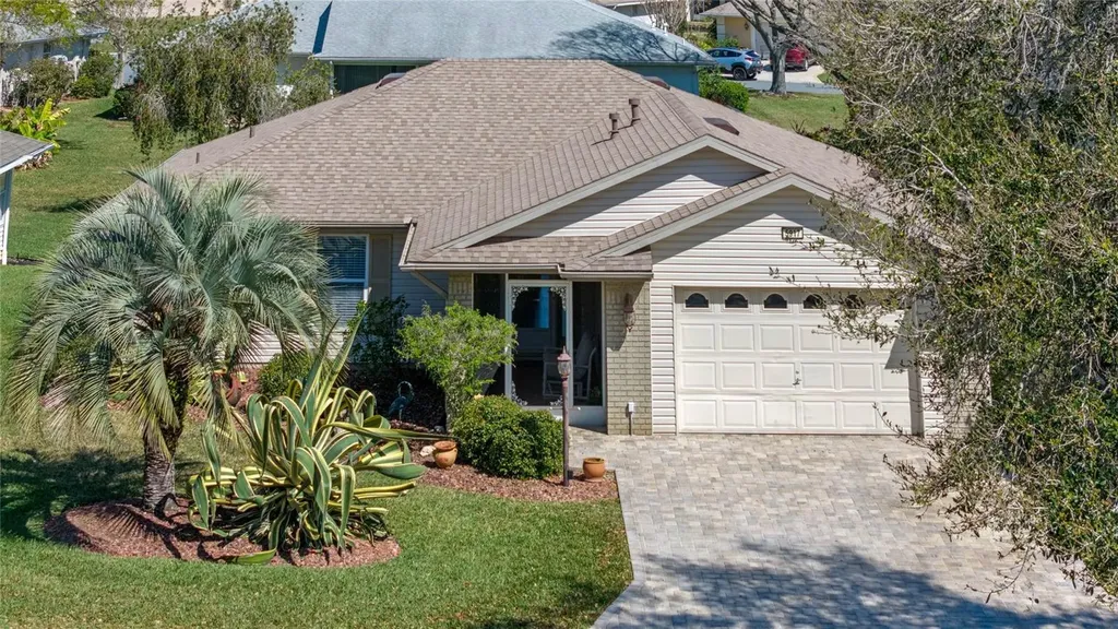 5917 King George Street Leesburg FL 34748