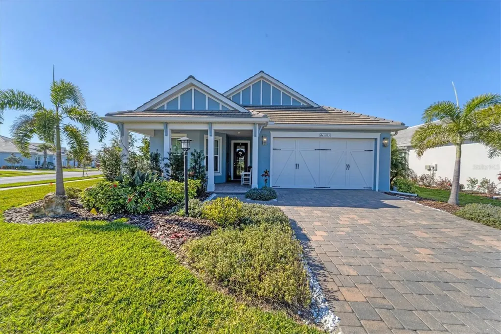 8113 Sandstar Way Sarasota FL 34240