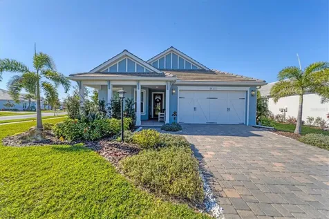 8113 Sandstar Way Sarasota FL 34240