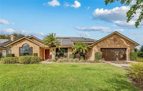 1046 Almond Tree Circle Orlando FL 32835