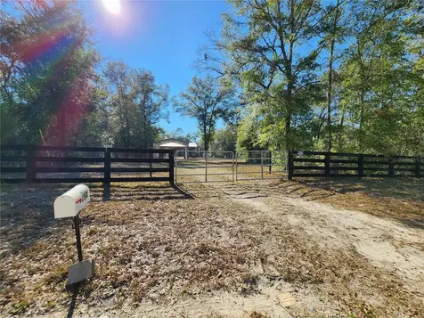 708 SW Trenton Terrace Fort White FL 32038