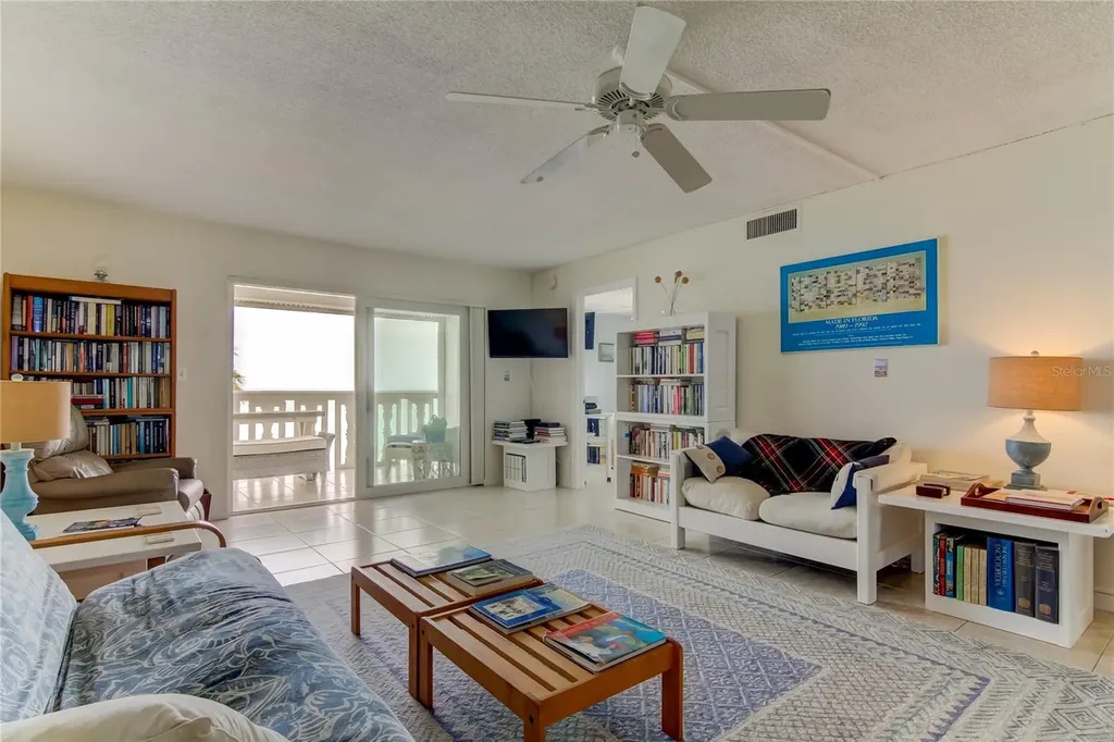 403 Gulf Way St Pete Beach FL 33706