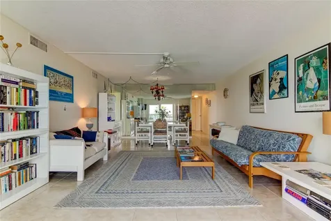 403 Gulf Way St Pete Beach FL 33706
