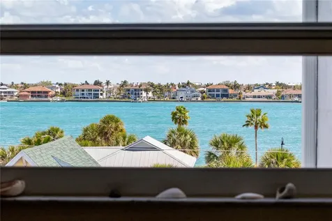403 Gulf Way St Pete Beach FL 33706