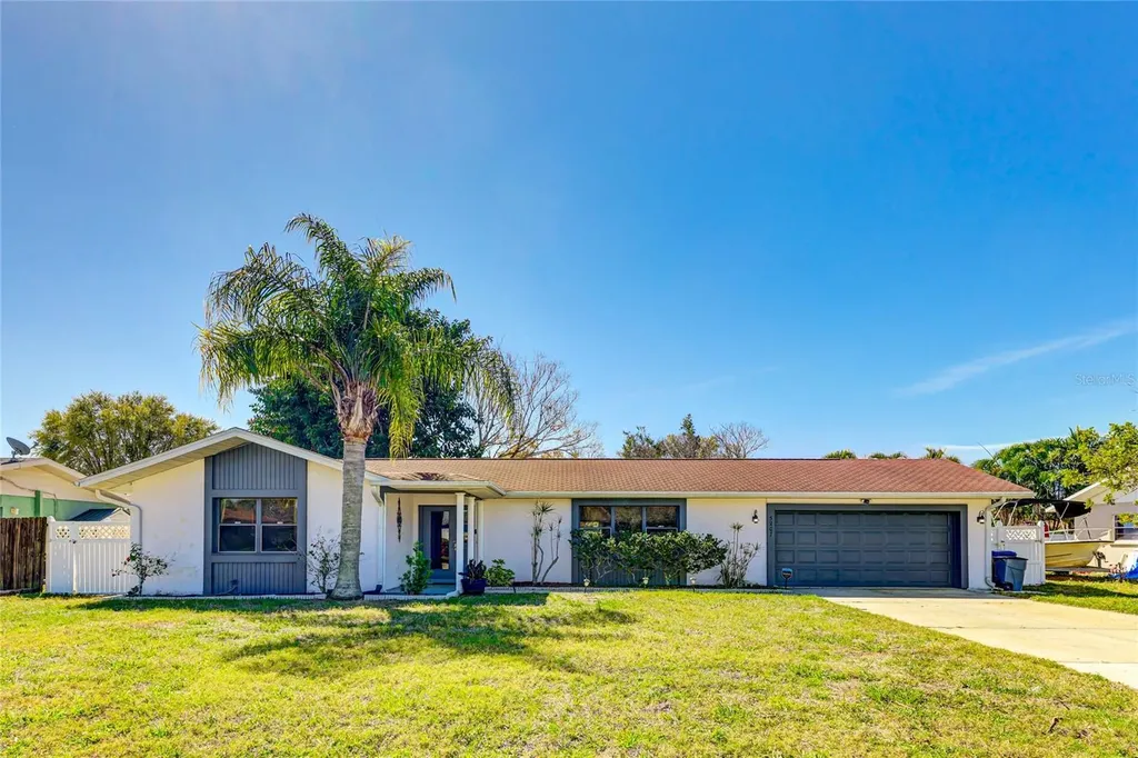 5207 17th Avenue W Bradenton FL 34209