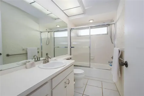 6619 Waterford Lane Sarasota FL 34238