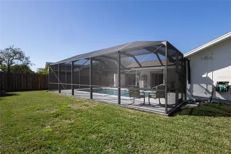 6619 Waterford Lane Sarasota FL 34238
