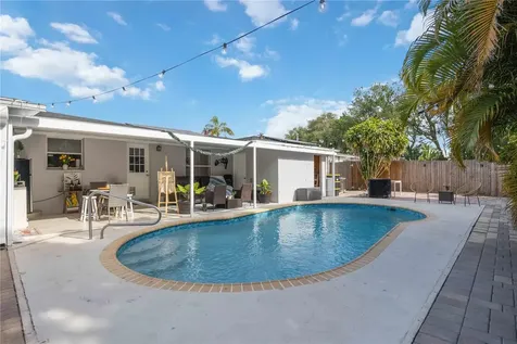 4506 Seminole Street Bradenton FL 34207