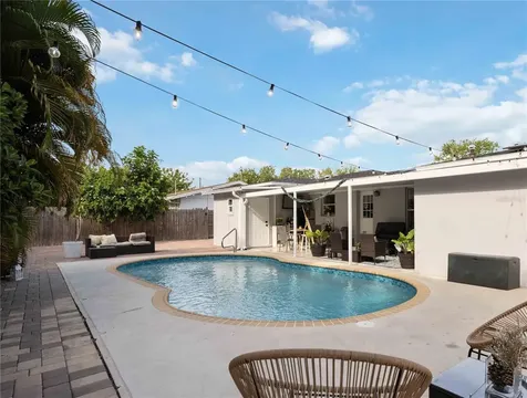 4506 Seminole Street Bradenton FL 34207