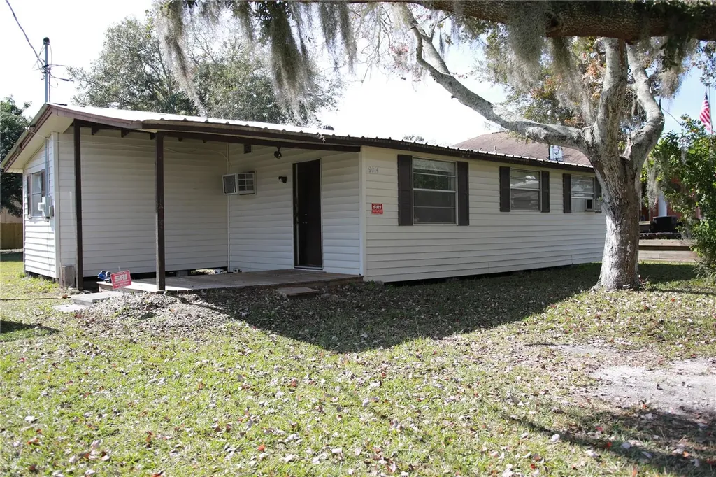 9014 W Norfolk Street Tampa FL 33615