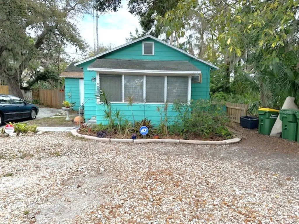 928 Highland Street Sarasota FL 34234