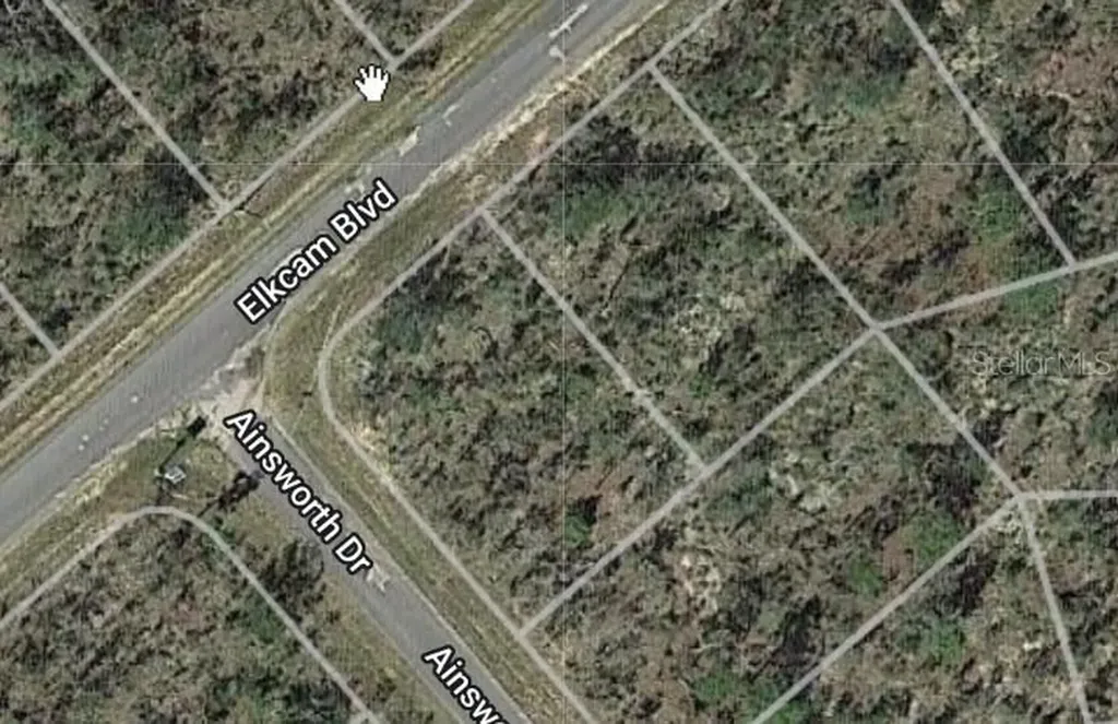 Ainsworth Drive Chipley FL 32428