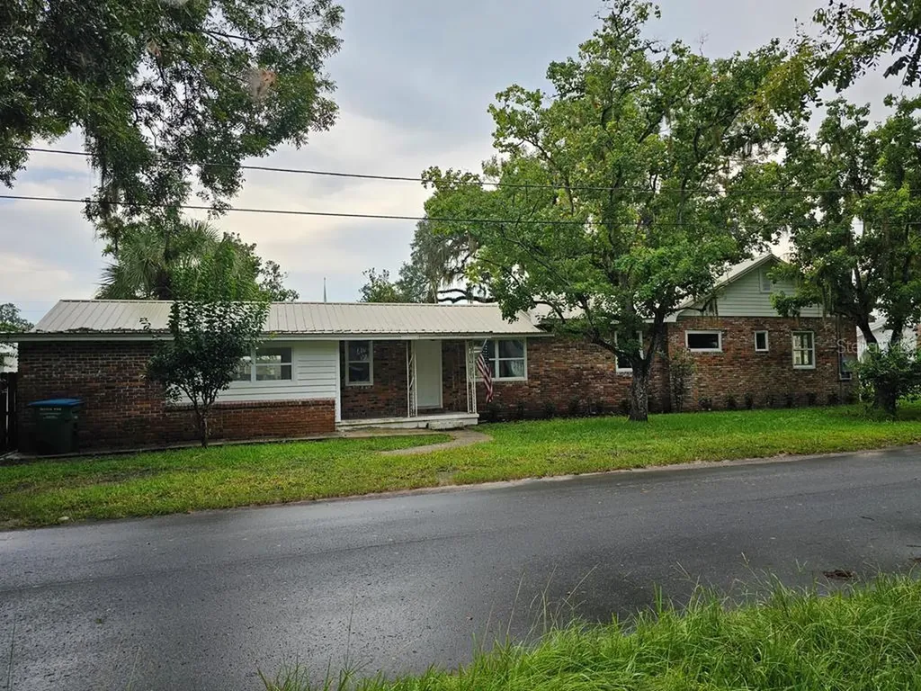 310 NE 2nd Avenue Trenton FL 32693