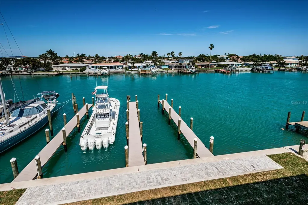 12305 3rd Street E Treasure Island FL 33706