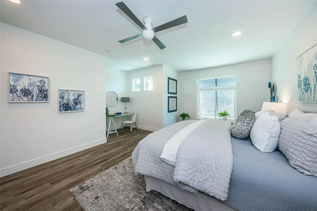 12305 3rd Street E Treasure Island FL 33706