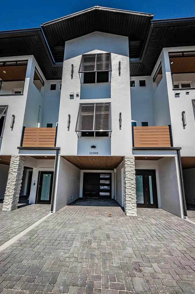 12305 3rd Street E Treasure Island FL 33706