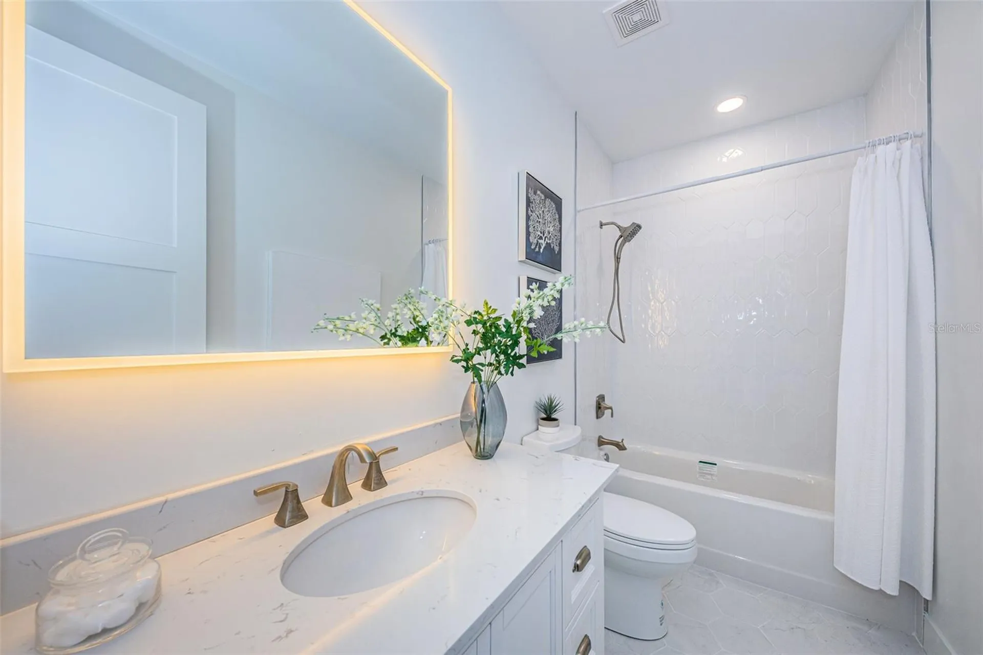 12305 3rd Street E Treasure Island FL 33706