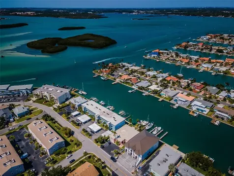 12305 3rd Street E Treasure Island FL 33706