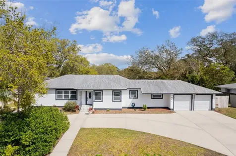 1644 Cleveland Street Clearwater FL 33755