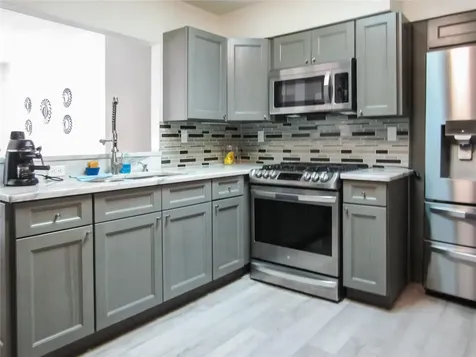 220 S Thacker Avenue Kissimmee FL 34741
