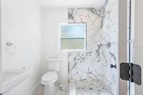 2238 Quincy Street S St Petersburg FL 33711