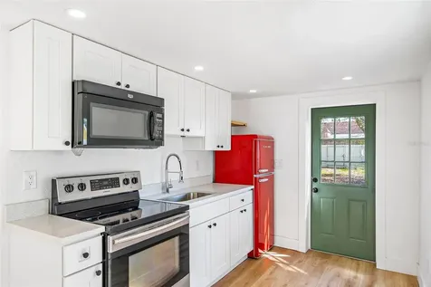 2238 Quincy Street S St Petersburg FL 33711
