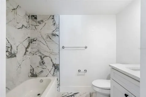 2238 Quincy Street S St Petersburg FL 33711
