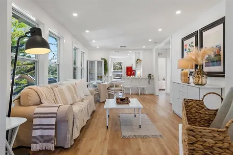 2238 Quincy Street S St Petersburg FL 33711