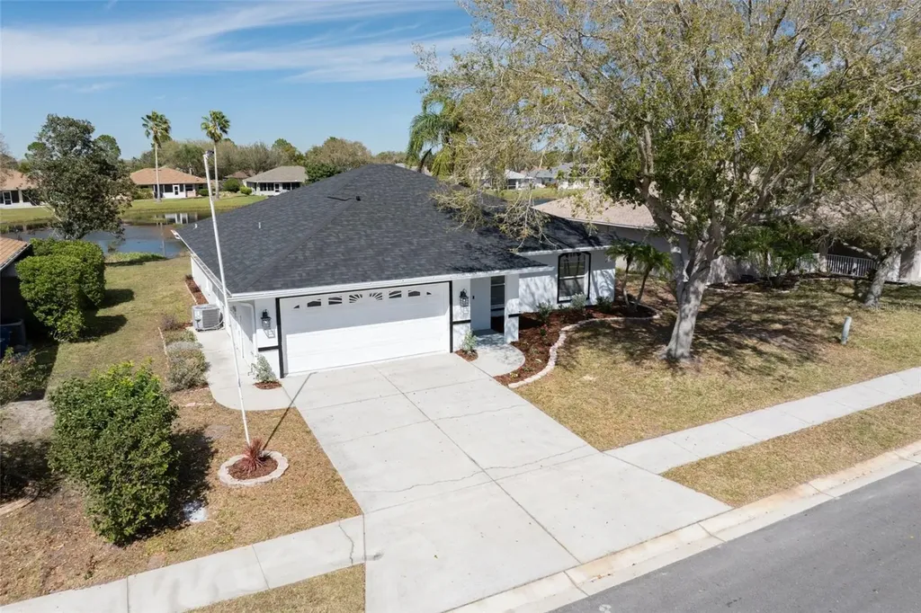 6711 66th Avenue E Bradenton FL 34203