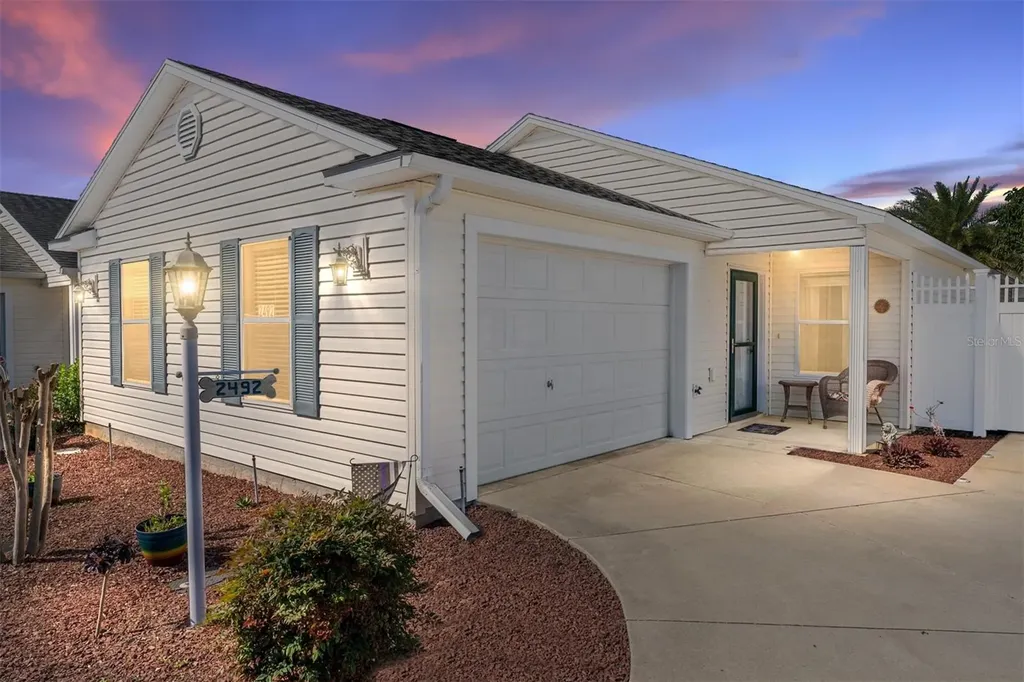 2492 Yalaha Avenue The Villages FL 32162