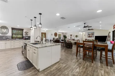 3535 Moores Lake Road Dover FL 33527