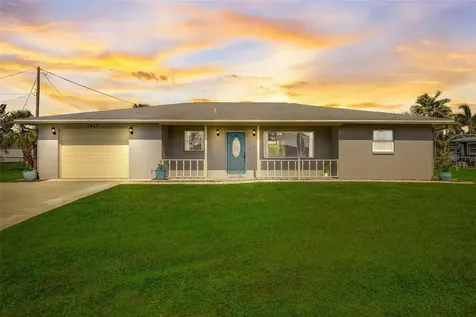 1917 Greenlawn Drive Englewood FL 34223