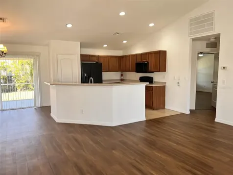 2100 NW 22nd Avenue Cape Coral FL 33993