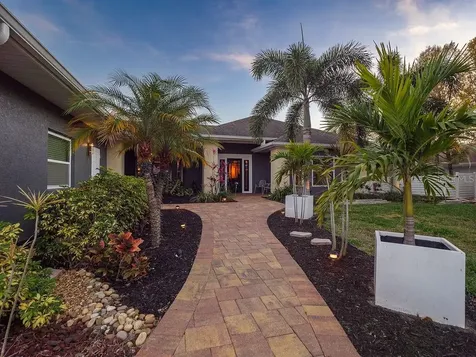 4845 Greymoss Lane Sarasota FL 34233
