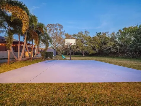 4845 Greymoss Lane Sarasota FL 34233