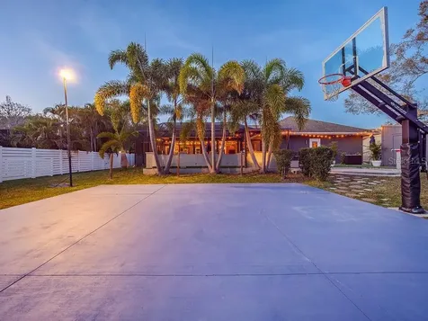 4845 Greymoss Lane Sarasota FL 34233