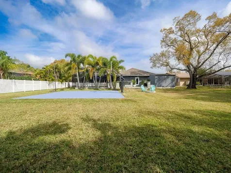 4845 Greymoss Lane Sarasota FL 34233