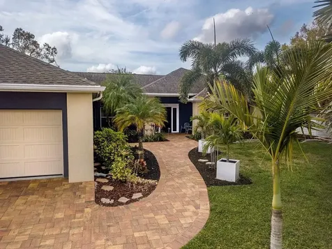 4845 Greymoss Lane Sarasota FL 34233