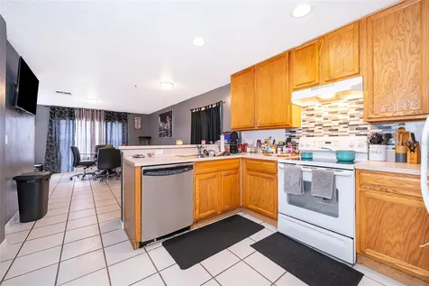2205 Heathwood Circle Orlando FL 32828