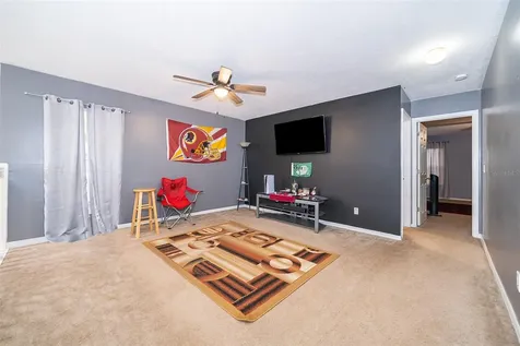 2205 Heathwood Circle Orlando FL 32828