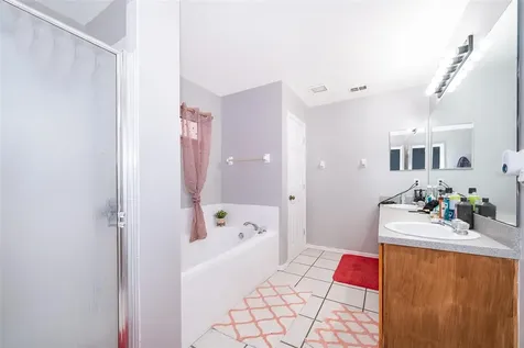2205 Heathwood Circle Orlando FL 32828
