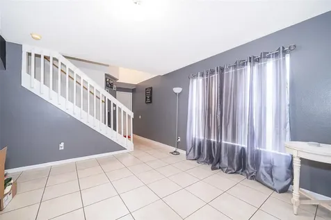 2205 Heathwood Circle Orlando FL 32828