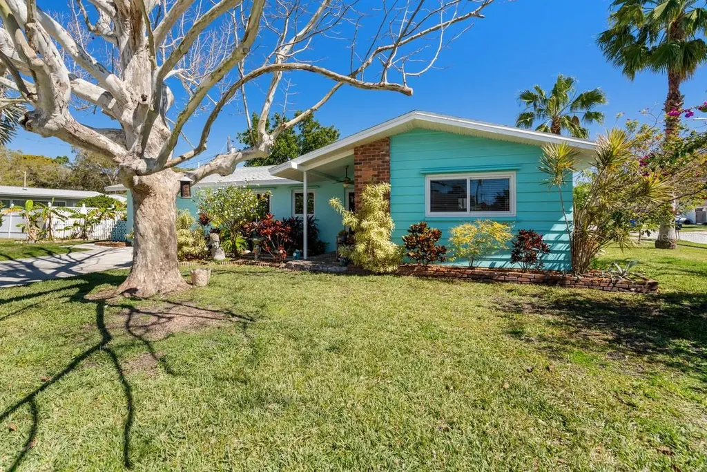1491 Santa Monica Drive Dunedin FL 34698