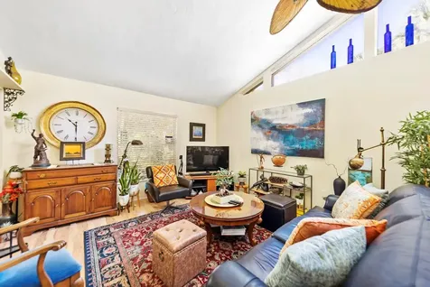 4975 Village Gardens Drive Sarasota FL 34234