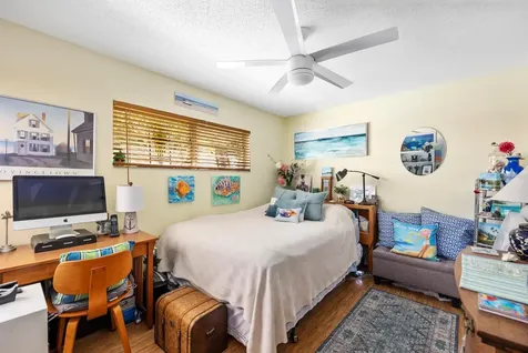 4975 Village Gardens Drive Sarasota FL 34234