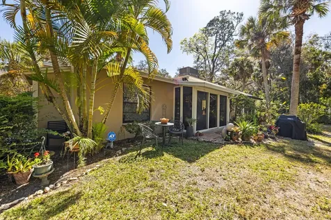 4975 Village Gardens Drive Sarasota FL 34234