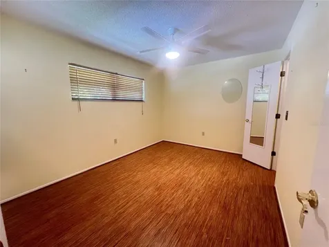 4975 Village Gardens Drive Sarasota FL 34234