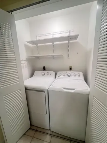 4975 Village Gardens Drive Sarasota FL 34234