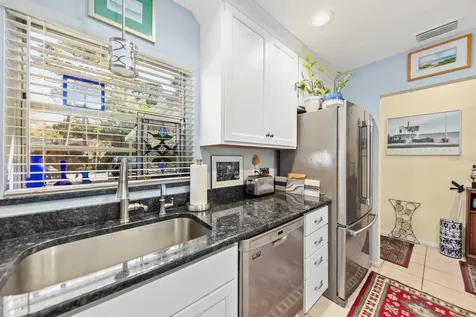 4975 Village Gardens Drive Sarasota FL 34234