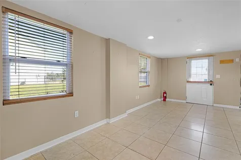 6137 Lake Charm Circle Oviedo FL 32765